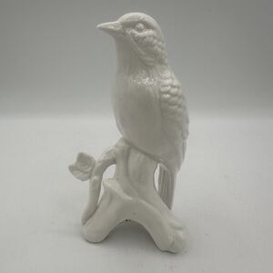 I. Godinger & Co. White Porcelain Figurine Birds of a Feather Robin Bird Statue